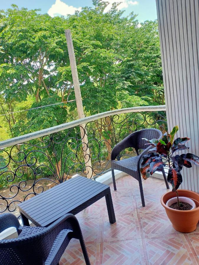 El Castillo Bed And Breakfast Angono Экстерьер фото